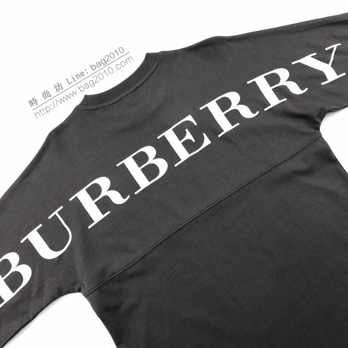 Burberry男裝 巴寶莉新款背後印花LOGO棉質圓領衛衣 男女同款  ydi3427